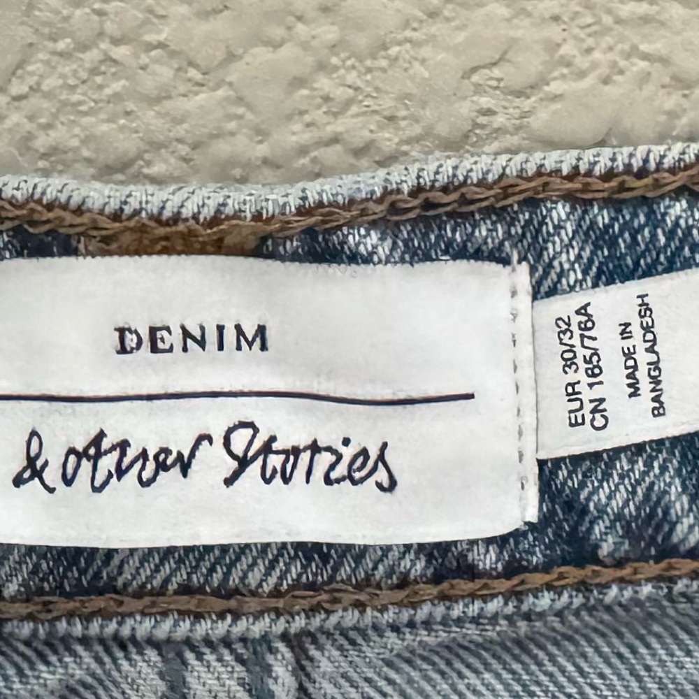 & Other Stories Wide Leg Jeans Denim High Rise Raw Hem Casual Minimalist Blue - Picture 12 of 13
